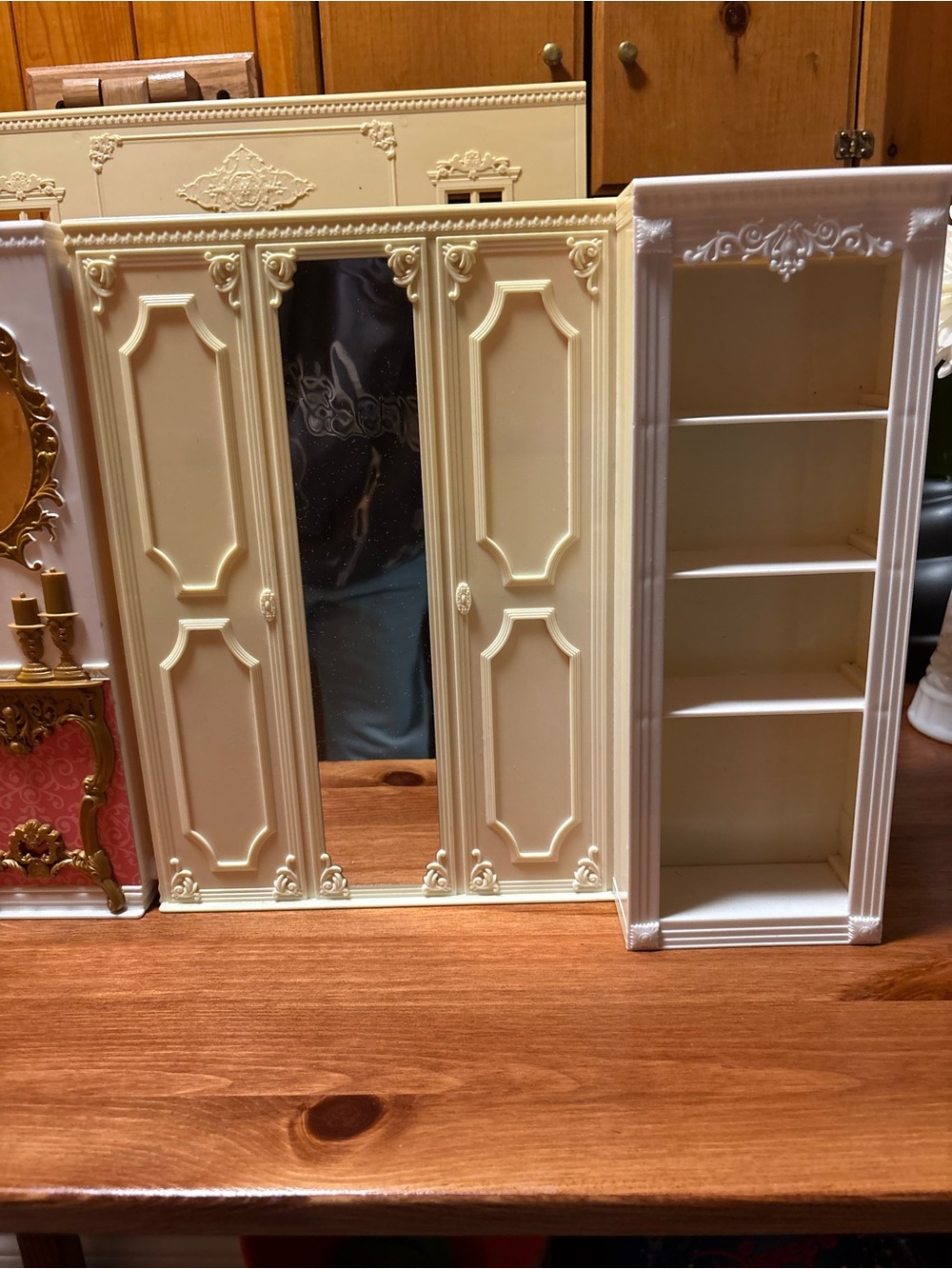 2008 MGA Bratz World House Folding Doll Playhouse - Picture 9 of 16